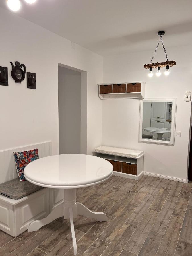 Apartament English Home 2 Camere 브라쇼브 외부 사진