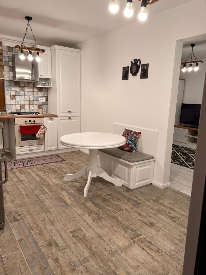Apartament English Home 2 Camere 브라쇼브 외부 사진